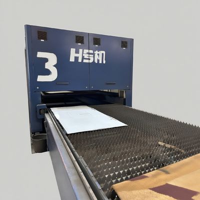 Harga bagus 3000W Fiber Laser Cutting Machine 4000x1500mm Servo System on line