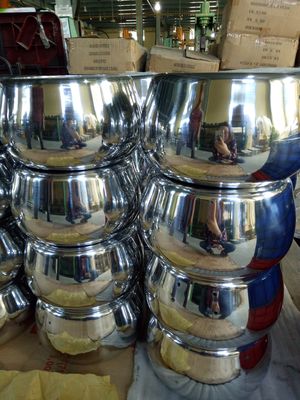 Kualitas tinggi Otomatis Mesin Polishing Cookware untuk Metal Ware Cookware