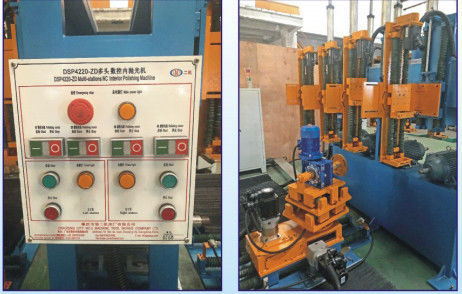 Pelitup permukaan Mesin Pelitup Interior NC Stasiun Ganda Multi-Stasiun untuk Metalware