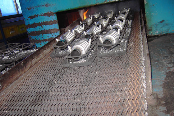 Kontrol suhu presisi tinggi terus menerus Gas Shielded Aluminium Brazing Furnace Peralatan Pabrik