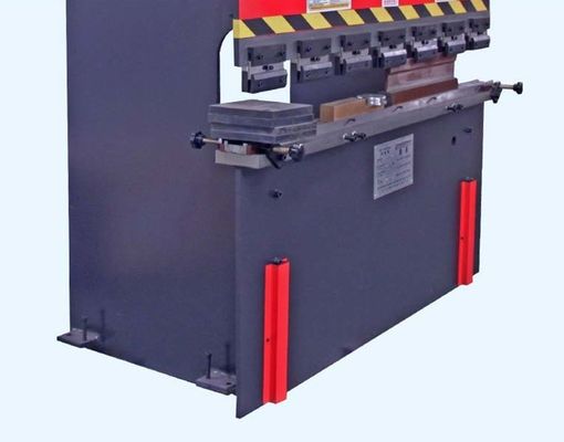 Harga bagus 630T Otomatis Lembar Metal Precision Forming Bending Machine on line