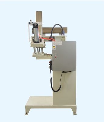 Mesin las CNC khusus untuk pembuatan peralatan dapur