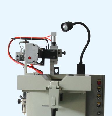 Mesin las CNC khusus untuk peralatan logam lembaran industri