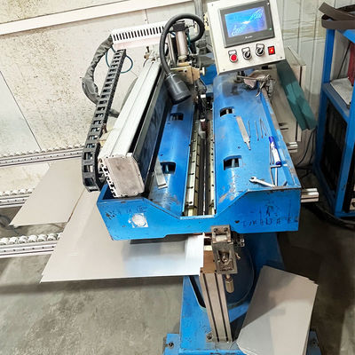 Mesin pengelasan panel stainless steel yang kuat untuk wastafel buatan tangan komersial menggunakan teknik pengelasan MIG