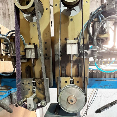Mesin penggilingan las jahitan lurus presisi dan getaran rendah CNC untuk penggabungan lempeng