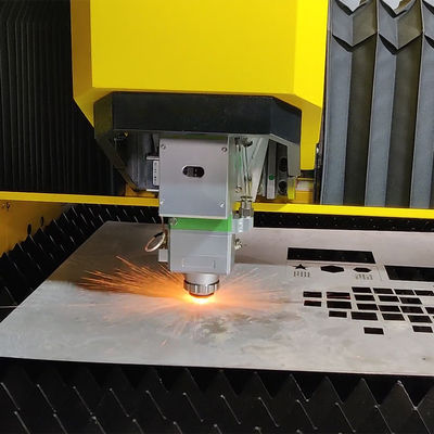 Mesin pemotong laser logam yang sangat efisien yang dirancang khusus untuk aplikasi industri dari wastafel buatan tangan