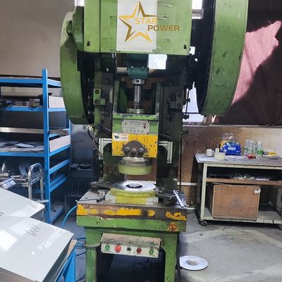 Efisien Mengatasi Deep Throat Punch Press Untuk Produksi Cuisine Sink buatan tangan