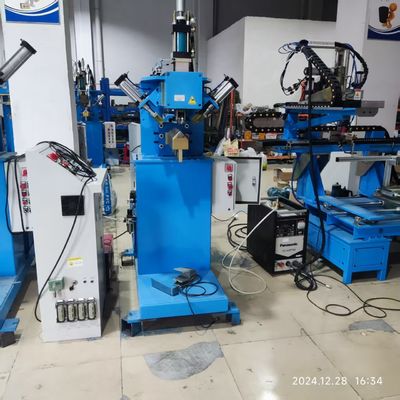 PLC dikendalikan hidraulik Pneumatic Pengelasan Seam Press Mesin 380V